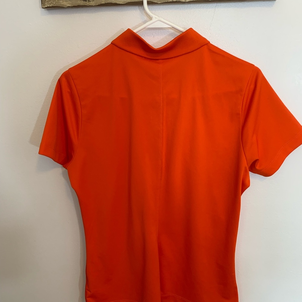 Woman’s Nike golf shirt